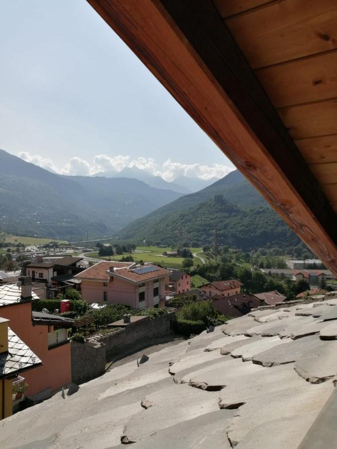 Mansarda Chanoux Cir N 0027 夏特林 外观 照片